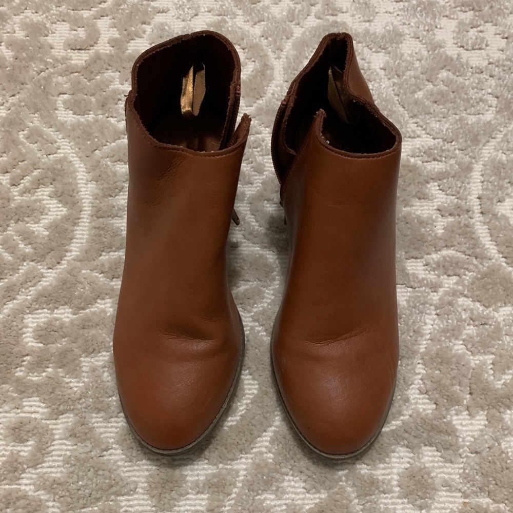 Girls Oldnavy Tan Bootie